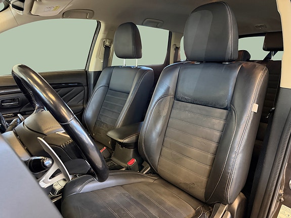 Mitsubishi Outlander 10 of 30