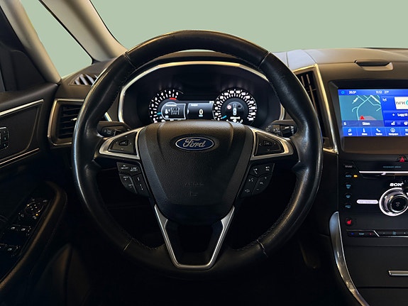 Ford S-MAX 18 of 30