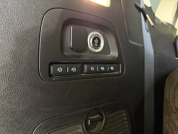 Ford S-MAX 25 of 30
