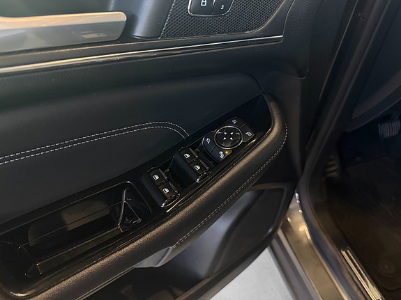 Ford S-MAX 29 of 30