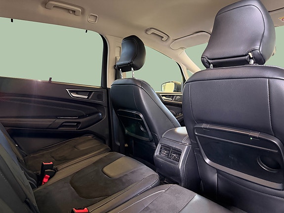 Ford S-MAX 12 of 30