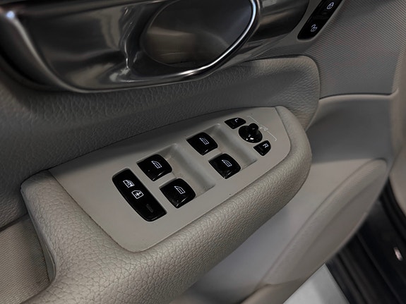 Volvo XC90 27 of 30