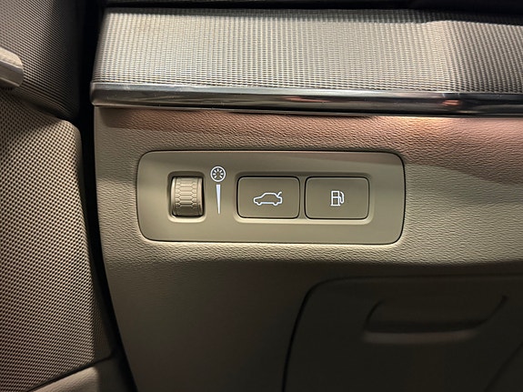 Volvo XC90 28 of 30
