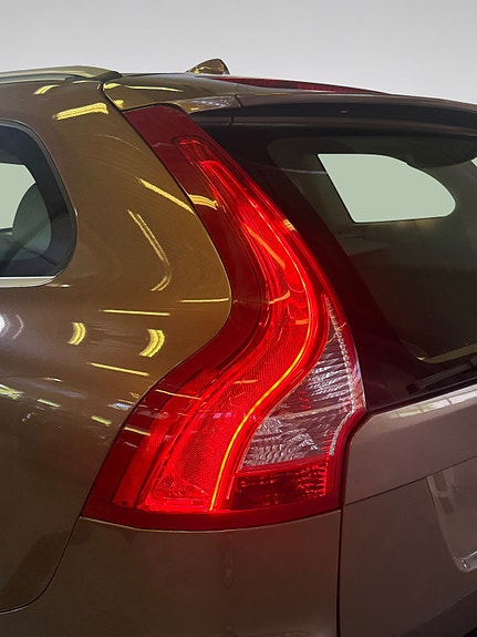 Volvo XC60 15 of 30