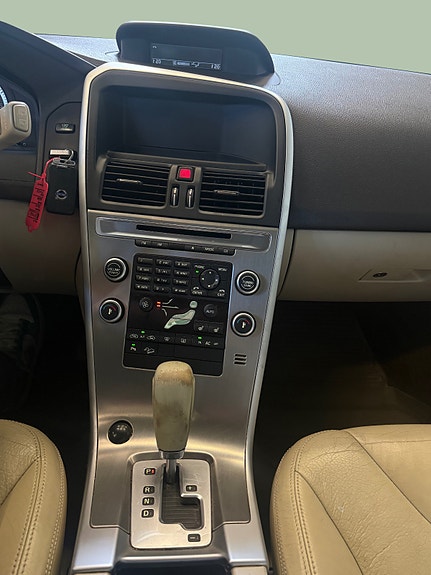 Volvo XC60 26 of 30
