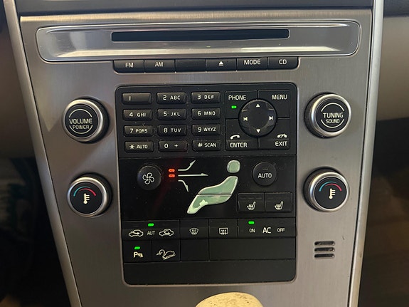 Volvo XC60 29 of 30