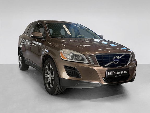 Volvo XC60 3 of 30
