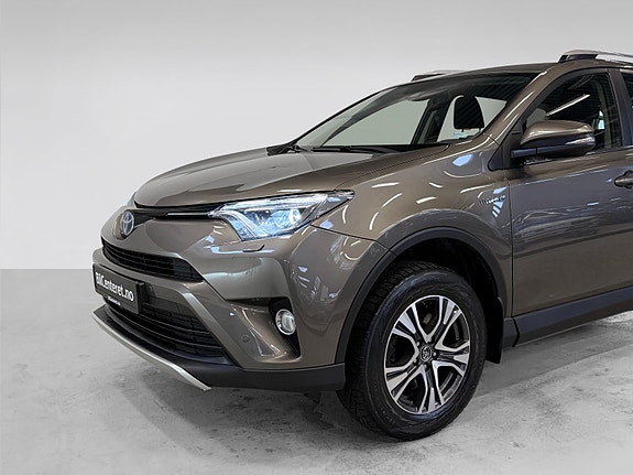 Toyota RAV4 11 of 30