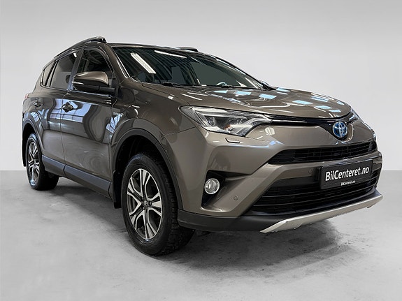 Toyota RAV4 3 of 30