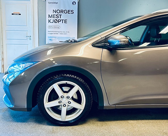Honda Civic 4 of 29
