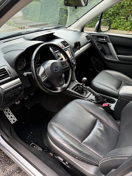 Subaru Forester 10 of 16
