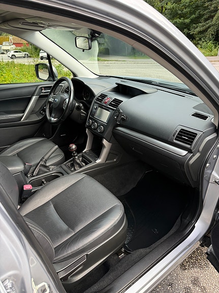 Subaru Forester 11 of 16