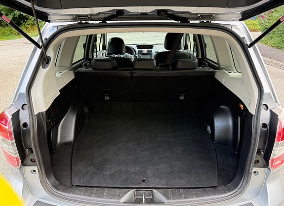 Subaru Forester 15 of 16