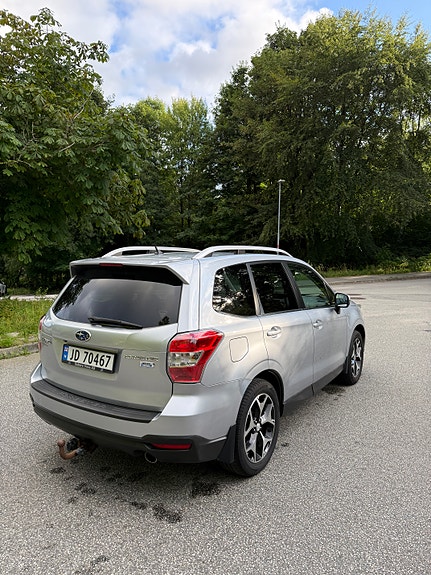Subaru Forester 5 of 16
