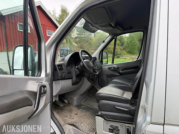 Volkswagen Crafter 11 of 28