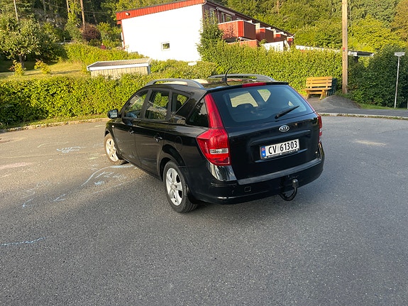 Kia Ceed 8 of 9
