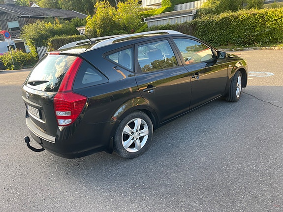 Kia Ceed 7 of 9