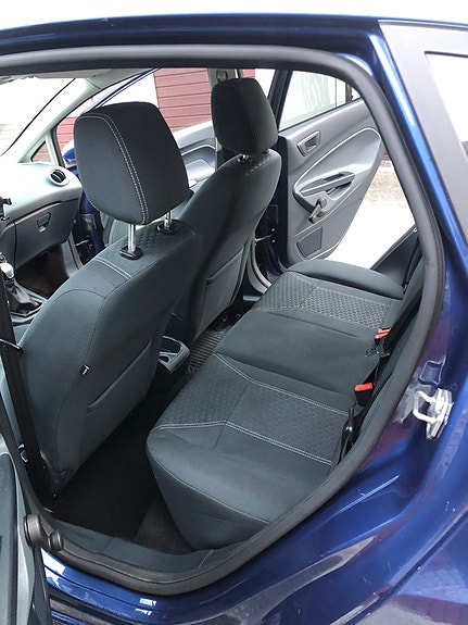 Ford Fiesta 8 of 18