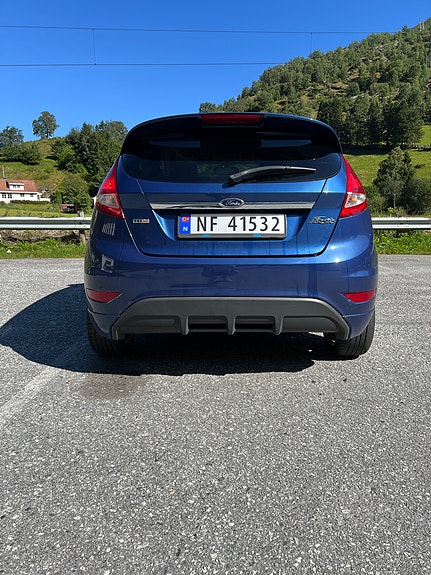 Ford Fiesta 4 of 18