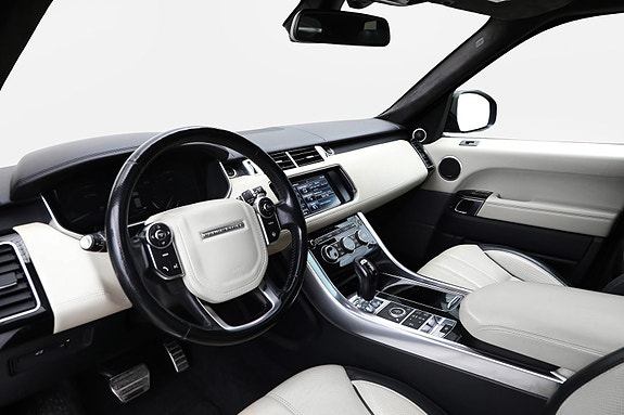 Land Rover Range Rover Sport 11 of 30
