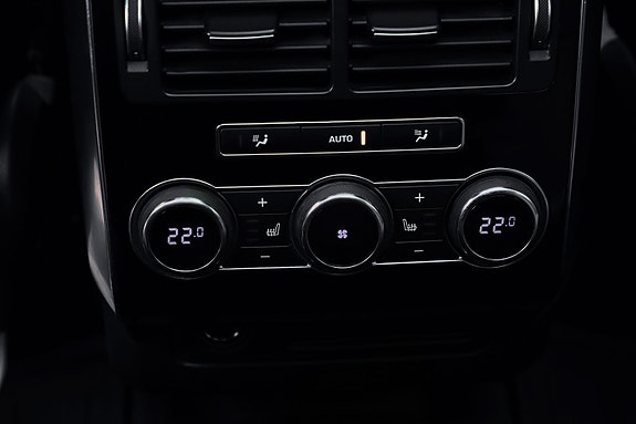 Land Rover Range Rover Sport 15 of 30