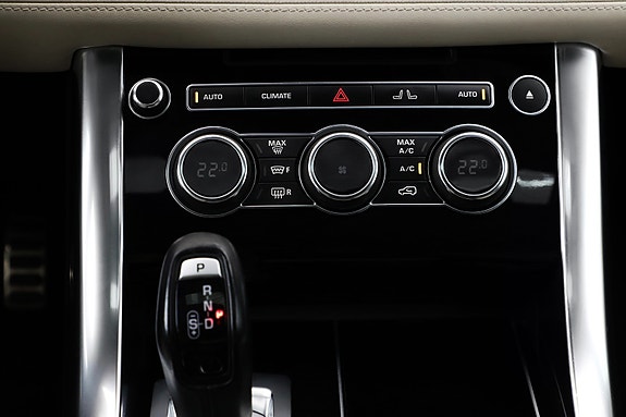 Land Rover Range Rover Sport 25 of 30