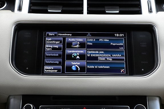 Land Rover Range Rover Sport 23 of 25