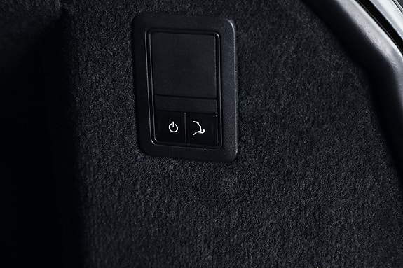 Land Rover Range Rover Sport 8 of 25