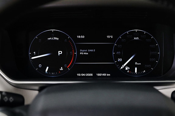 Land Rover Range Rover Sport 17 of 25
