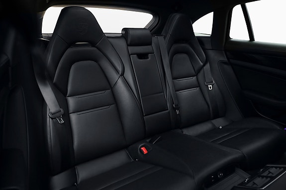 Porsche Panamera 21 of 30