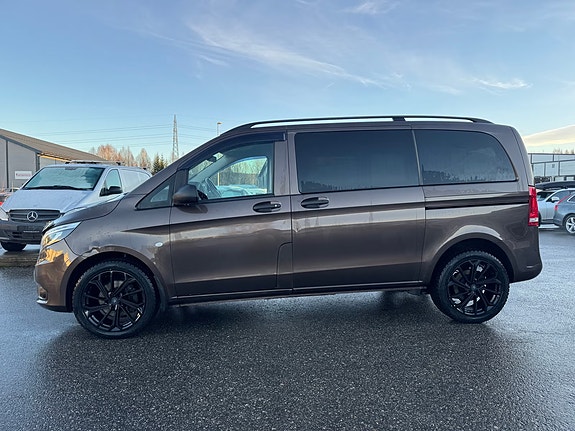 Mercedes-Benz Vito 119 2 of 19