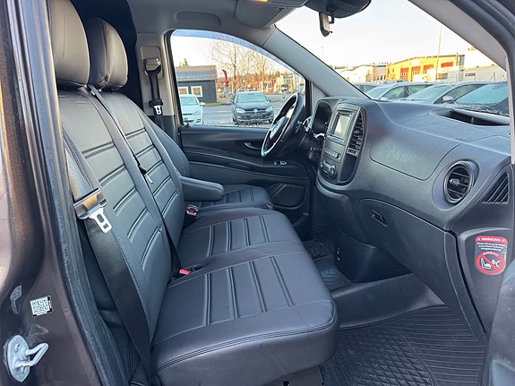 Mercedes-Benz Vito 119 11 of 19