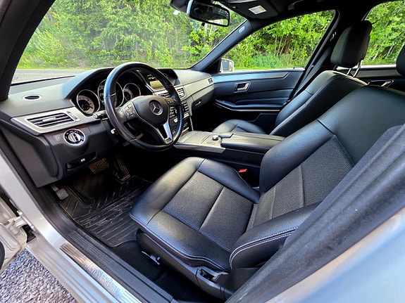 Mercedes-Benz E250 9 of 21