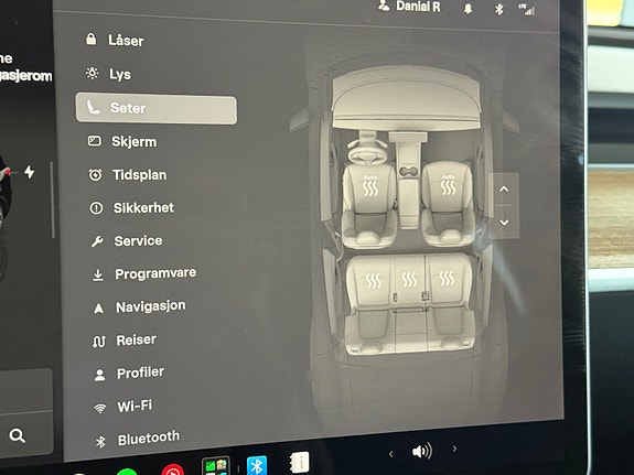 Tesla Model Y 16 of 21