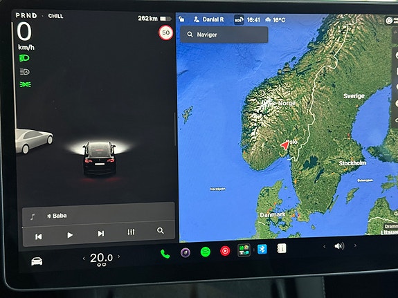 Tesla Model Y 14 of 21