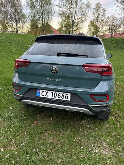 Volkswagen T-Roc 3 of 15
