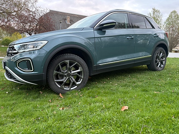 Volkswagen T-Roc 5 of 15