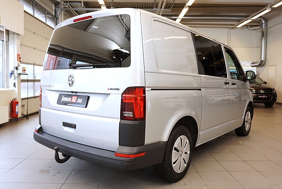 Volkswagen Transporter 6 of 27