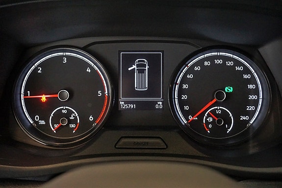 Volkswagen Transporter 13 of 27