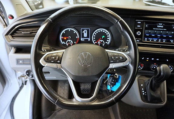 Volkswagen Transporter 12 of 27