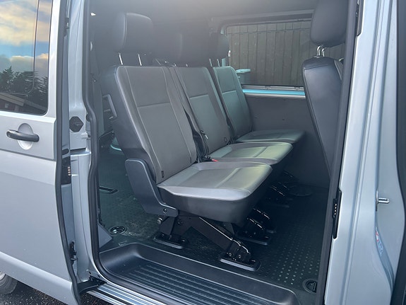 Volkswagen Transporter 13 of 26