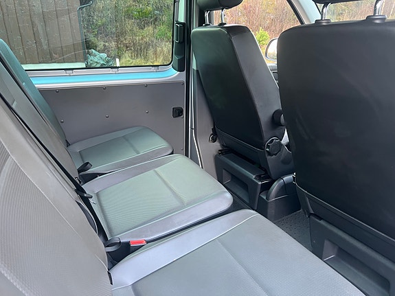 Volkswagen Transporter 14 of 26