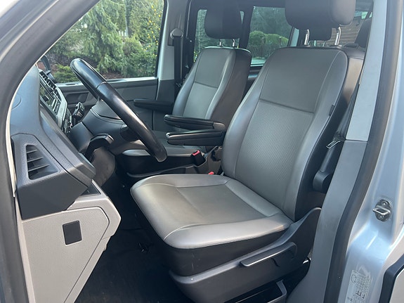 Volkswagen Transporter 16 of 26