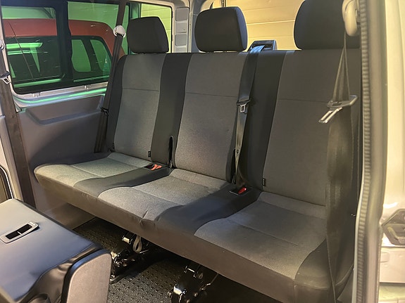 Volkswagen Transporter 17 of 26