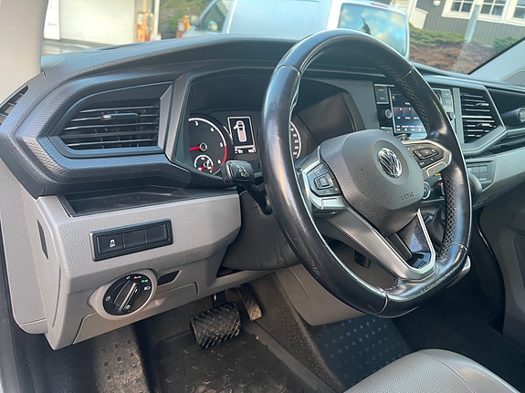 Volkswagen Transporter 20 of 26