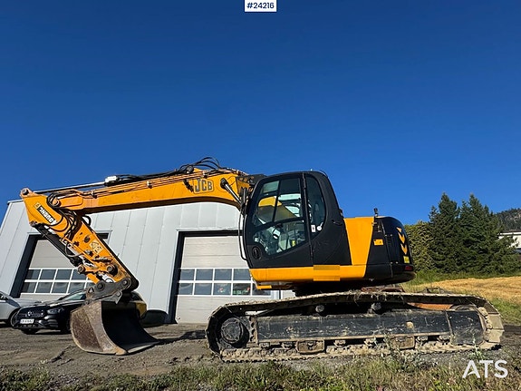 JCB JZ235LC Gravemaskin m/ pusseskuffe 2 of 30