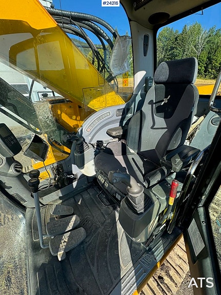 JCB JZ235LC Gravemaskin m/ pusseskuffe 17 of 30