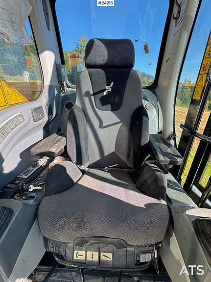 JCB JZ235LC Gravemaskin m/ pusseskuffe 18 of 30