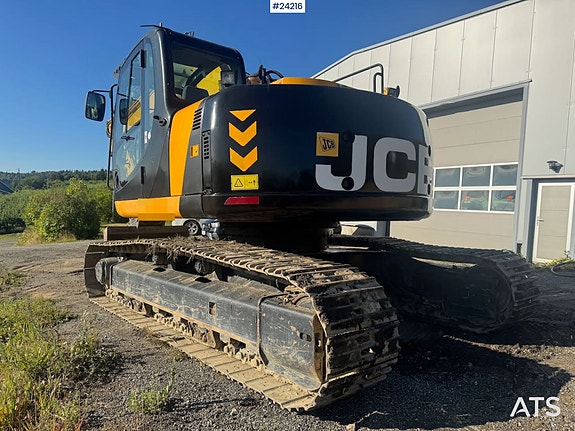 JCB JZ235LC Gravemaskin m/ pusseskuffe 5 of 30