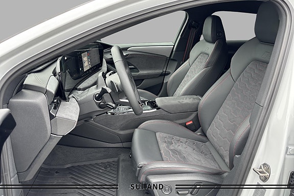 Audi A6 e-tron 11 of 30